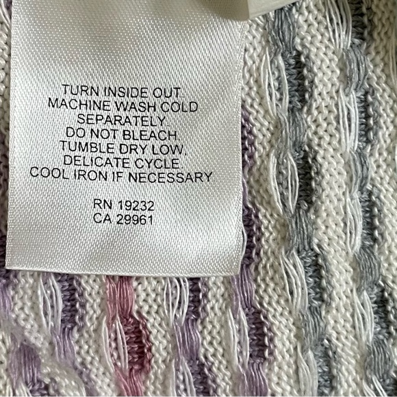 Alfred Dunner multi colored Crew Neck Sweater with Geometric Knit design - Picture 6 of 7